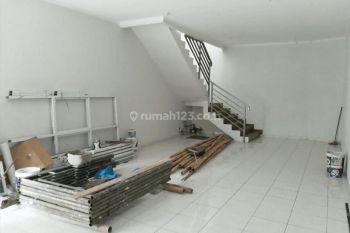 RUKO MEKAR PUSPITA Bagus dekat toll