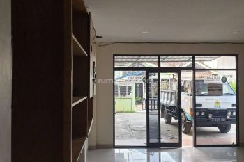 Ruang Usaha Lokasi Strategis dan Kawasan Ramai @Paku Jaya, Serpong Utara