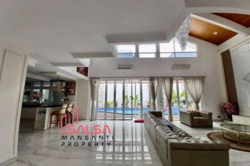 For Sale Jual Cepat Rumah Mewah Private Pool Lokasi Bagus Tanah Luas Harga Murah