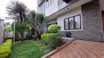 Rumah Mewah Di Komplek MPR Cilandak Barat Jakarta Selatan