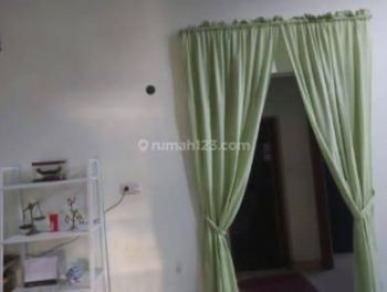 Rumah Dijual 2 Lantai Siap Huni di Batu Mas