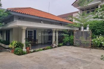 Rumah Artistik Jl. Salemba, Kramat, Jakarta Pusat