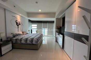 Kemang Village Intercon 2 BR Balcony 95 m²
