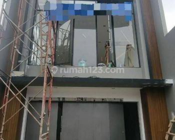 Ruko BARU MURAH di mainroad dekat kiara artha park