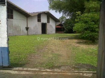 Dijual Gudang + Tanah Dibawah Njop Di Jl. Asrama Damatex , Cikokol, Area Shm -