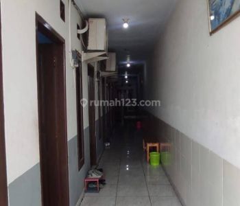 Dijual Kost"an 3lantai