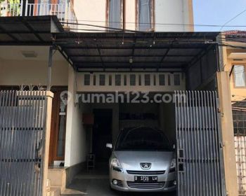 Rumah Nyaman Siap Huni di Kembar, Bandung