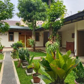 Kos asri ditaman cipulir estate bisa hadap cipadu