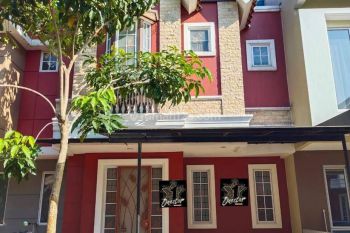 Rumah siap huni 2 Lantai Bagus harga BISA NEGO