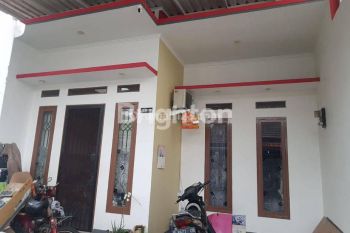 Disewakan Rumah Minimalis Modern 1,5 Lantai Sudah Renovasi , Siap Huni, di Taman