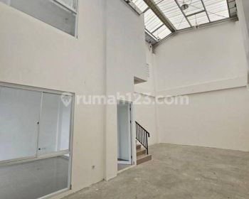 Disewakan gudang jakarta barat Citra garden 8,ke tol 5 menit