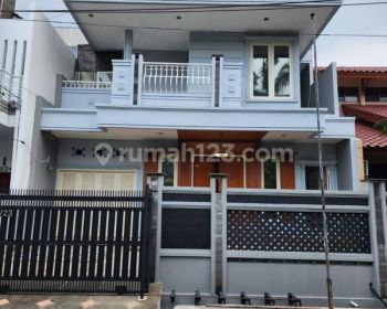 Rumah Siap Huni 2 Lantai 3 Kamar Semi Furnished Puri Indah Jakarta Barat Dekat