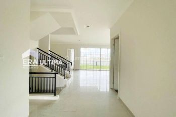 Rumah 2 Lantai Bagus Unfurnished SHM di Podomoro Park , Bandung