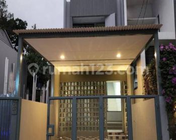 Dijual Rumah Baru Cakep Di Versailes Griya Loka