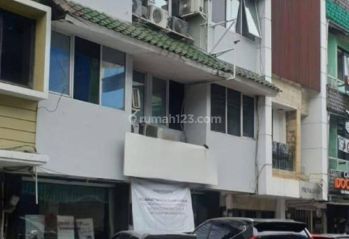 For Sale For Rent Ruko Gandeng 2 Unit siap Pakai Ex. Klinik Kecantikan Bangunan
