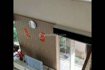 Disewakan rumah mewah, minimalis, row 4mobil di raya Royal Residen