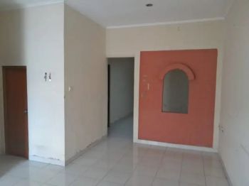 Dikontrakkan / Disewakan Rumah