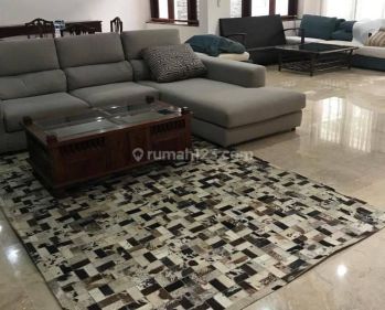 Dijual Rumah Dalam Komplek Elit di Pancoran jakarta Selatan, Lingkungan Nyaman,