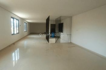 GUDANG NANJUNG DI JALAN BALAKASAP BANDUNG