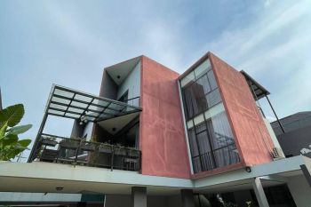 Rumah disewakan rumah bagus minimalis modern siap huni area Lebak Bulus