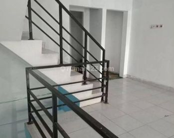 STRATEGIS STRATEGIS STRATEGIS RUKO 3 Lantai STRATEGIS di Babarsari Area Premium