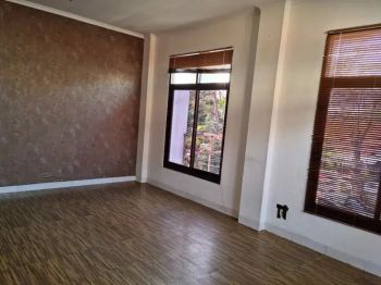 Ruangan Usaha di Pulo Asem Rawamangun Disewakan