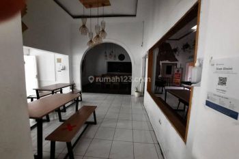 Sayap Riau Bandung, Dijual Ruang Usaha Cocok Untuk Cafe Dan Resto