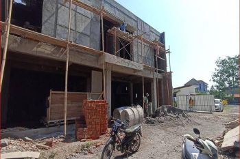 Villa 100 Jt-an SHM, Strategis Timur SCH Jogja