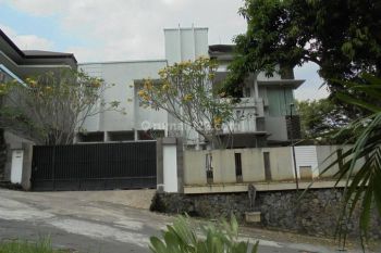 Rumah Mewah Siap Huni 2 Lantai Di Palm Hill