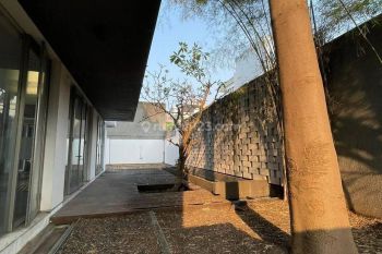 Disewa Rumah Mewah di Pantai Mutiara Penjaringan Jakarta Utara