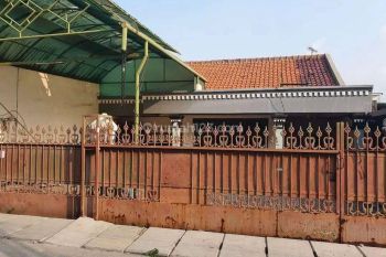 Rumah tua hitung tanah lokasi pinggir jalan(DK167)