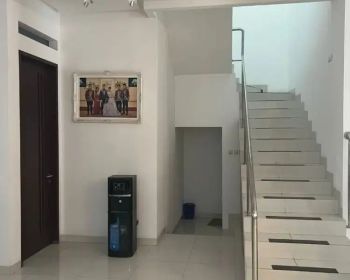 Jual rumah bagus.strategis.full furnish.