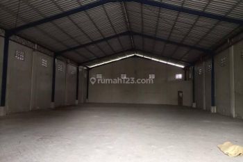 Gudang Strategis Di Kalasan Sleman Yogyakarta Timur