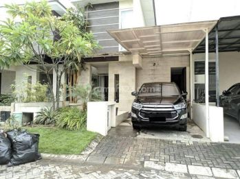 Rumah Full Furnished 2lantai di Dian Istana Moca Verbana