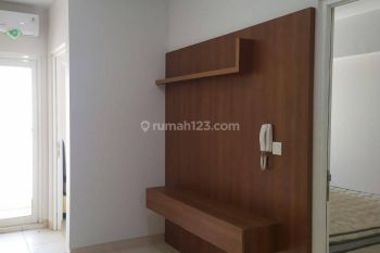 Apartemen The Springlake by Summarecon Bekasi 2 BR Semi Furnished Bagus