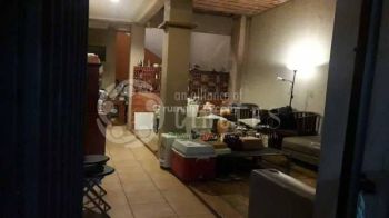 Jadi Tempat Teduh Ternyaman, Rumah 2 Lantai di Cigadung Bandung