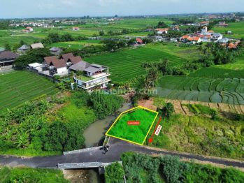 Dijual Tanah Lokasi Strategis 400 Meter Ke Pantai Seseh, Bali