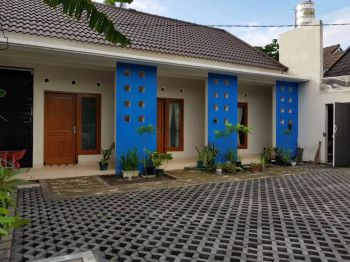 Kost Semi Eksekutif Jalan Kaliurang km 13 Dekat UII