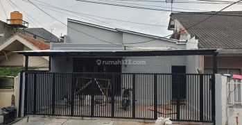 Disewa Rumah di Tanjung Duren Lt 152m2 Lb 112m2 Semi Furnish