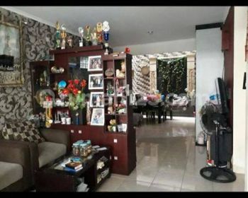 Rumah Siap Pakai Lingkungan Nyaman Perumahan Green Court