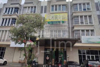 Ruko di Ruko Mega Boulevard, Bekasi 395 m Bagus HGB