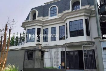 Brand New House Mewah Area Senopati Kebayoran Baru