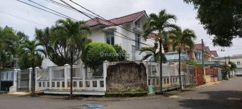 Jual Rumah 2 Lantai Hadap Timur - Duta Gardenia, Kota Tangerang