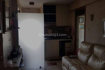 Apartemen Green Palm Residence 3 Kamar Tidur Bagus Furnished