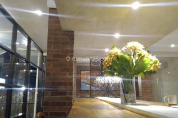 Ruang Usaha 2 Lantai Bagus 288 M SHM Kemang Jakarta Selatan