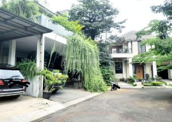 Rumah 2 lantai 330m2 Bagus SHM bukit cimanggu bogor