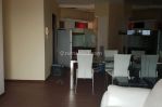 thumbnail-disewakan-apartemen-cosmo-residence-3-bedroom-lantai-tengah-furnished-2