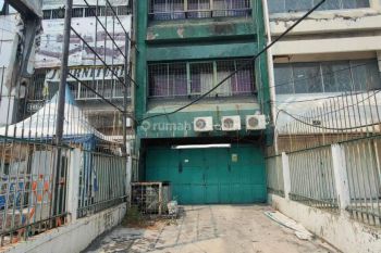 Ruko Pangeran Jayakarta Kawasan Bisnis Pinggir Jalan Besar