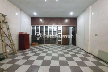 Ruko di Jalan KL yos sudarsoo