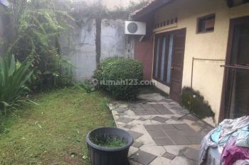Rumah Tua, Hunian Nyaman, dan Strategis @Bukit Pamulang Indah, Pamulang